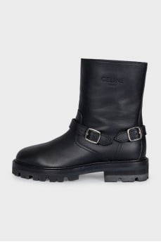 Leather boots with silver buckles