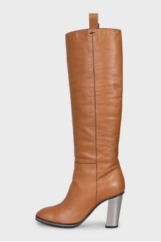 Leather boots with silver heels