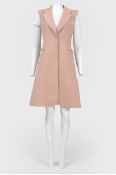 Long vest with tag pockets