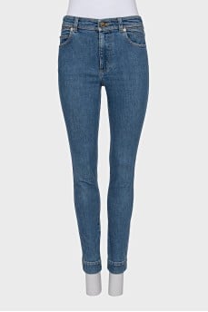Skinny jeans with embroidered pocket