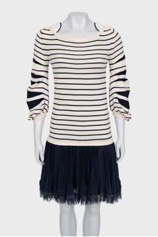 Striped dress with pleated sleeves