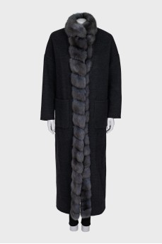 Reversible wool and cashmere coat with fur