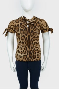 Children's T -shirt with bows with tag