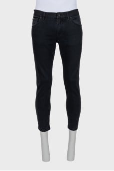 Чоловічі укорочені джинси чорного кольору