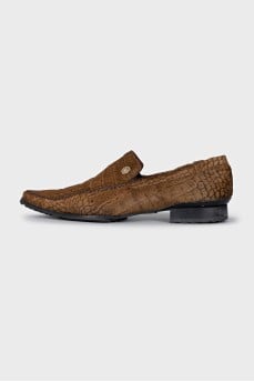 Men's shoes made of napped leather