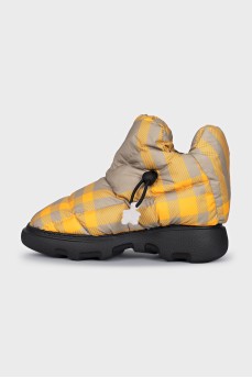 Textile lace-up boots