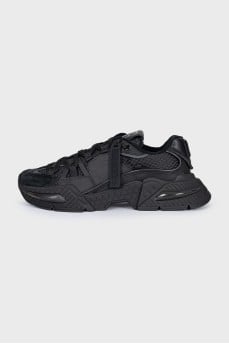 Men's black Airmaster sneakers