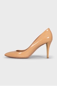 Beige leather patent leather high heel shoes