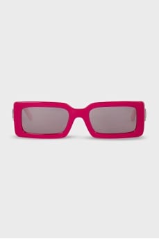 Pink mirrored sunglasses