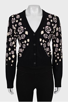 Tapered cardigan with buttons