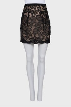 Fitted mini skirt with lace