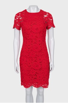 Lace dress with short sleeves