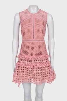 Lace pink dress with a zipper