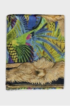 Multicolored scarf with print