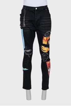 Men's jeans with a ripped effect and print