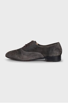 Soft suede lace-up shoes