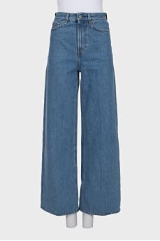 Wide-leg straight-leg jeans