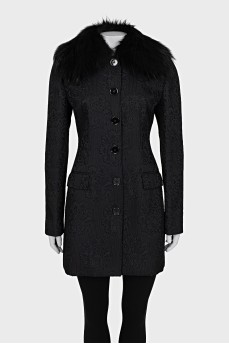 Short coat with fox fur