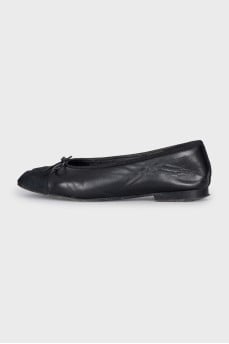 Leather ballet flats with textile toes