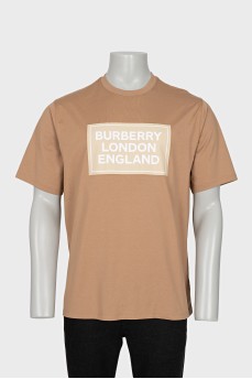 Men's brown T-shirt with brand logo