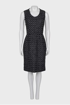 Fitted midi dress with a zipper