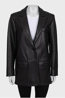 Straight-cut leather jacket with a button