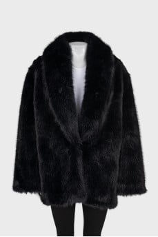 Short straight cut fur coat