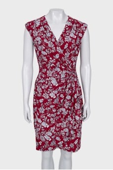 Fitted dress with printed draping