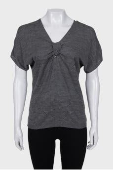 Gray T-shirt with neckline decoration