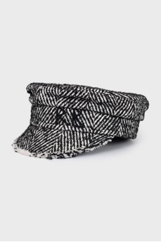 Caps with fringe in a striped pattern