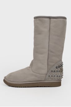 Slip-on boots with rhinestones