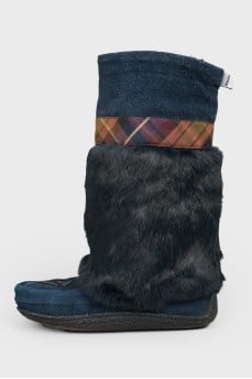 Low-cut boots with fur