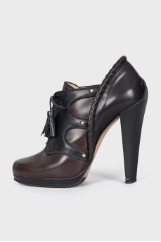 Shoes with black leather inserts