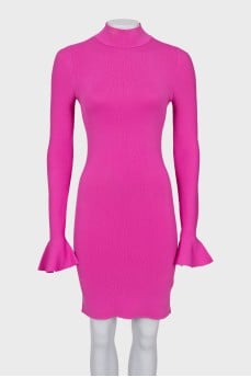 Fitted dress with flared sleeves