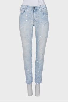 Blue jeans with embossed embroidery