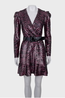 Dress decorated with sequins in a print with a tag