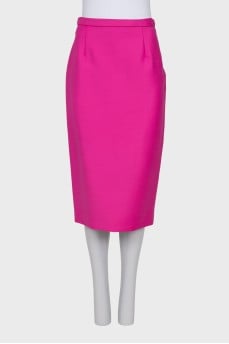 Pink pencil skirt with a zipper