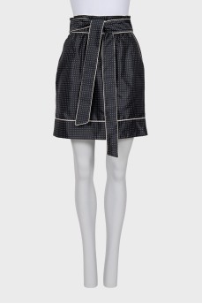 Silk skirt with a small print and a belt