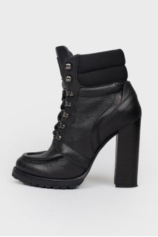 Lace-up leather ankle boots