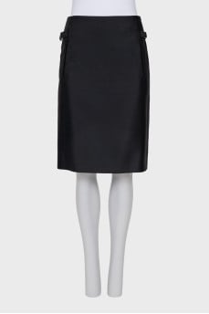 Black straight skirt