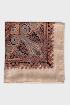 Printed scarf made of wool and silk