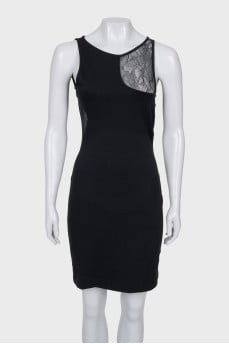 Fitted dress with lace inserts
