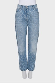 Jeans with rhinestones and tag