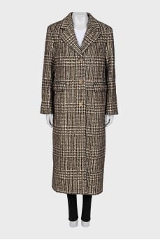 Straight coat with gold stripes and tag