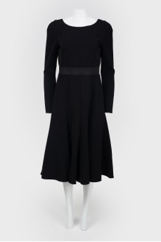 Open -back dress