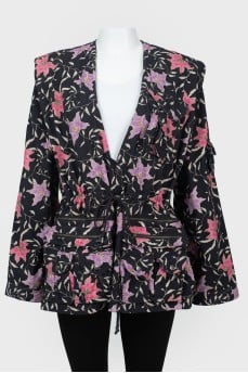 Jacket with decorative pockets and lightning
