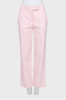 Pink loose-fitting trousers with tag