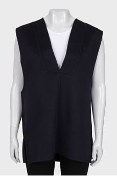 V-neck top