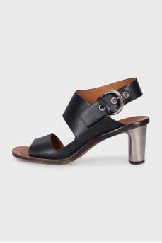 Leather sandals with metal heels