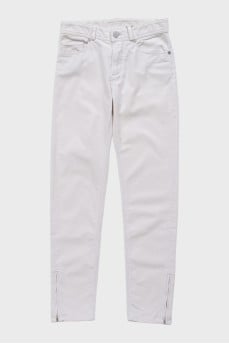 White ribbed trousers